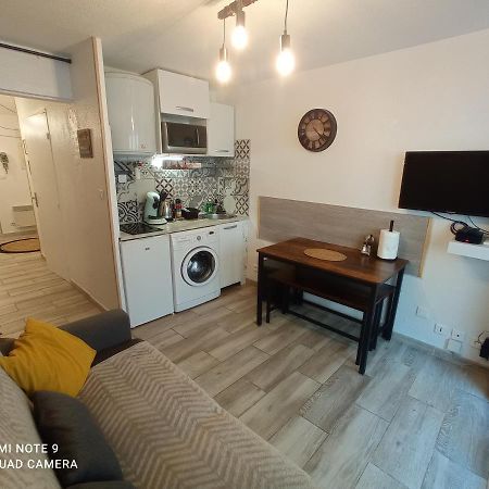 Studio Climatise, 50 M De La Prom, Wifi نيس المظهر الخارجي الصورة