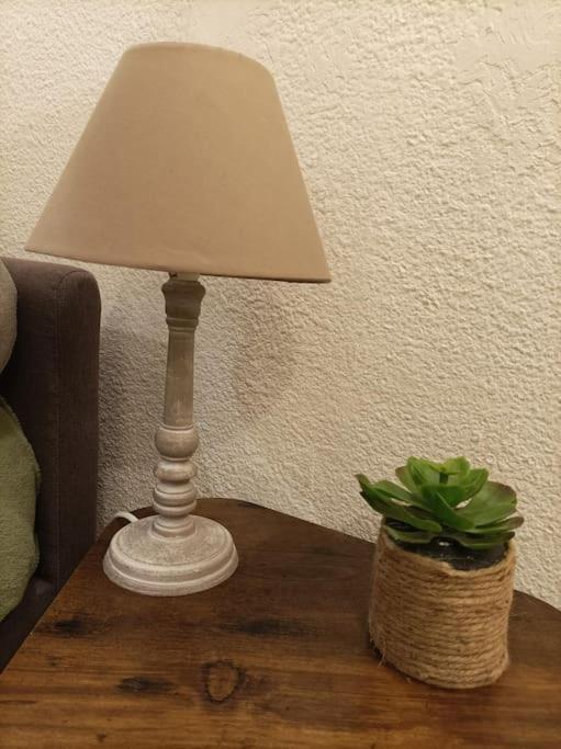 Studio Climatise, 50 M De La Prom, Wifi نيس المظهر الخارجي الصورة