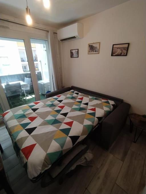 Studio Climatise, 50 M De La Prom, Wifi نيس المظهر الخارجي الصورة
