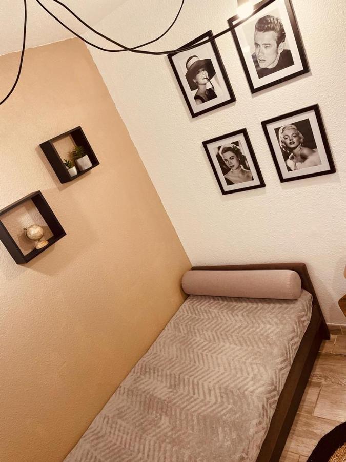 Studio Climatise, 50 M De La Prom, Wifi نيس المظهر الخارجي الصورة