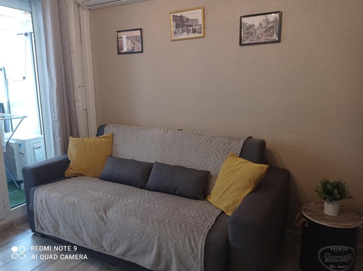 Studio Climatise, 50 M De La Prom, Wifi نيس المظهر الخارجي الصورة